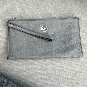 Michael Kors Clutch